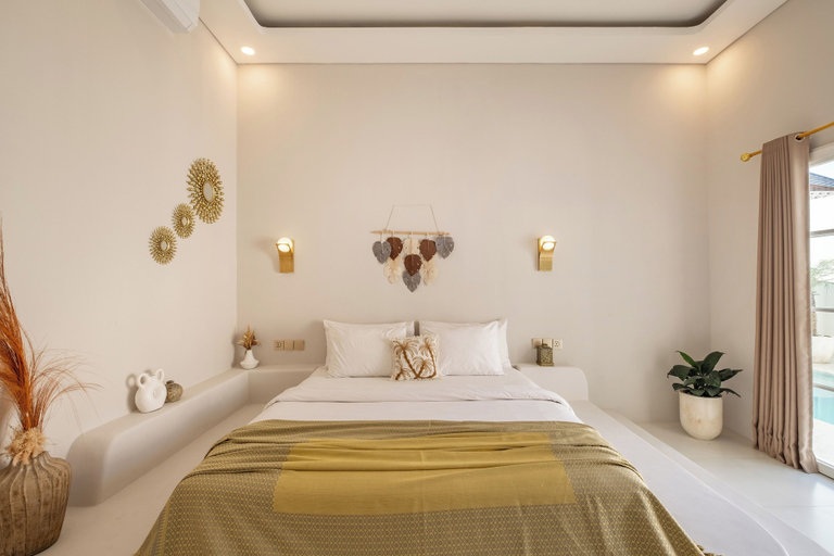 Bedroom 12