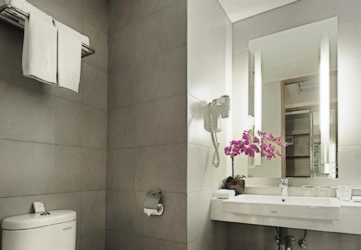 Bathroom 5