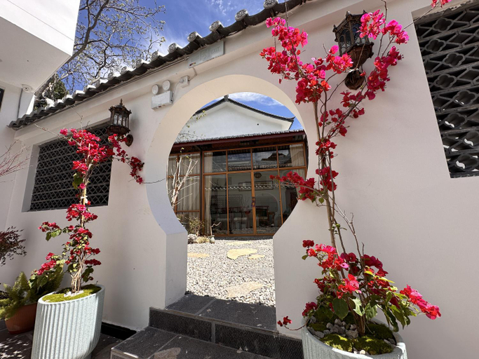 Exterior & Views 1, Lijiang Hengchang Baoyin Mohuakai Inn, Lijiang
