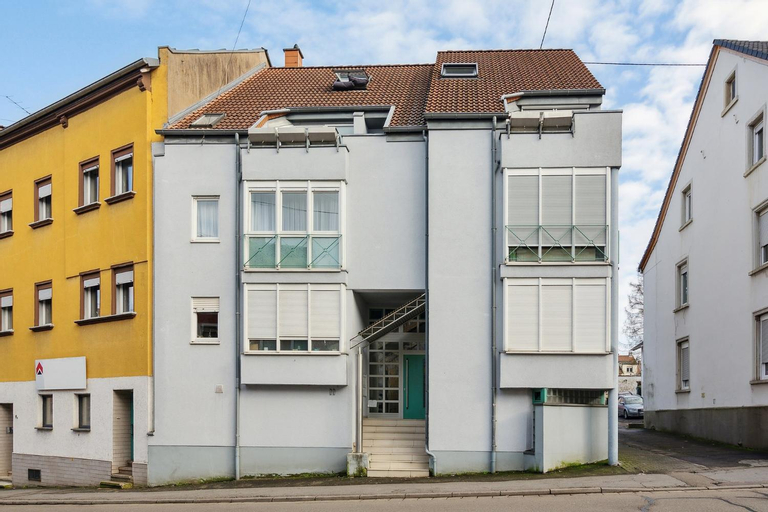 Exterior & Views, Comfort Apartment - 2 Schlafzimmer - bis 5 Pers - Zentrumnah - Parkplatz - WiFi - Balkon, Neunkirchen