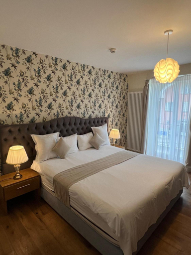 Bedroom 18