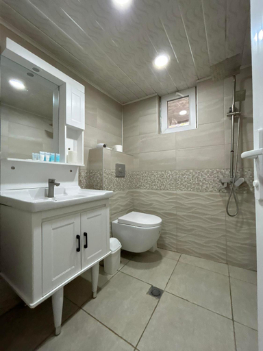 Bathroom 2, Orchidea Guest House, Tskaltubo