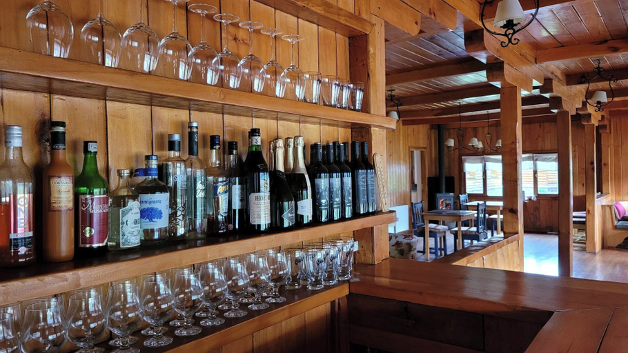 Food & Drinks 5, Hosteria Villarino, Lacar