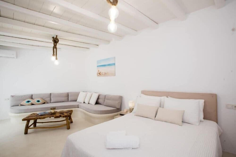 Bedroom 4, Romantic Mykonian Oasis Suite w Jacuzzi, South Aegean