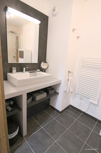 Bathroom 2, L'Appart de Lary, Hautes-Pyrénées