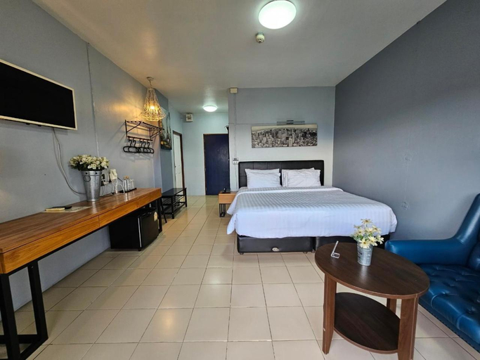 Bedroom 6