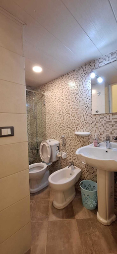 Bathroom 4, St.George Temanite Fresh Hansa Home Apt., Beirut