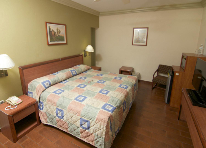 Bedroom 2, Hotel Premier, Hermosillo