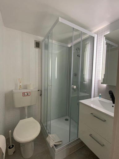 Others 1, Mango Spirit Suites, Neuchâtel