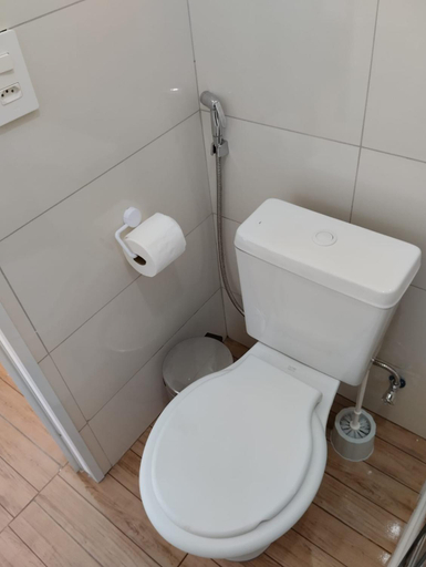 Bathroom 3, HORTA DO TOMATE, Bombinhas