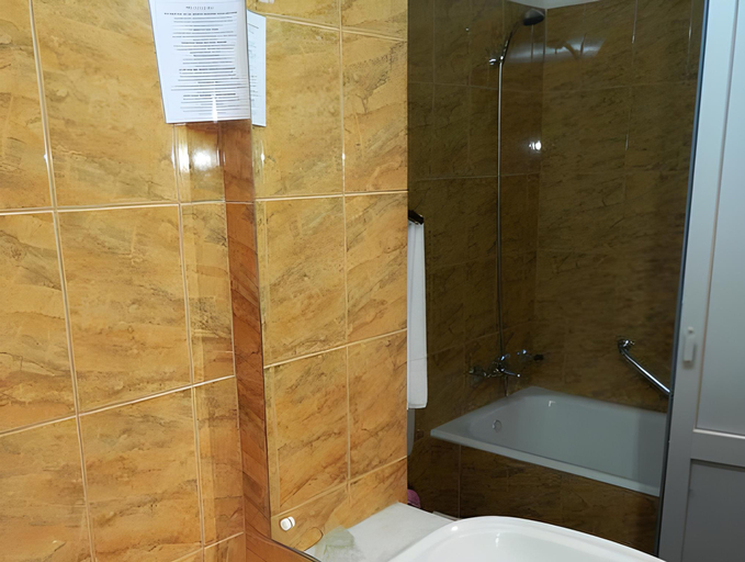 Bathroom 4, Hotel Tusnad, Baile Tusnad