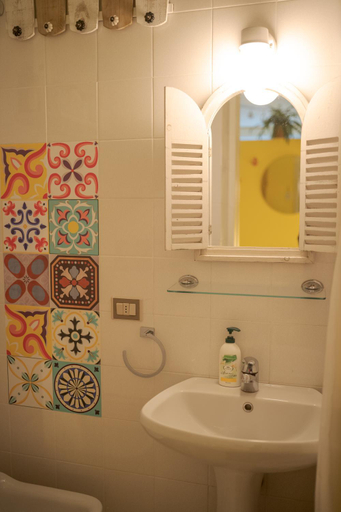 Bathroom 11