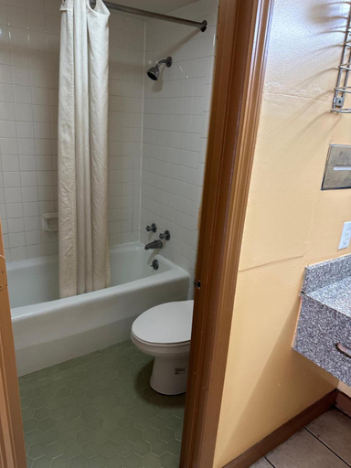 Bathroom 3, College Inn Spartanburg, Spartanburg
