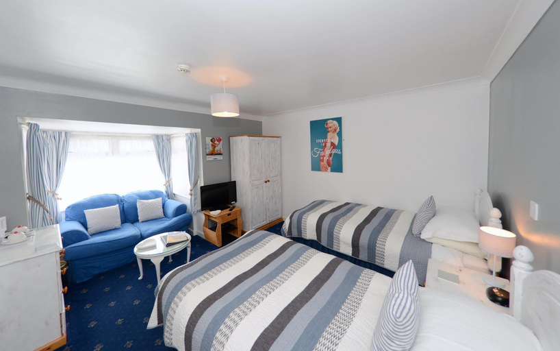 Bedroom 9