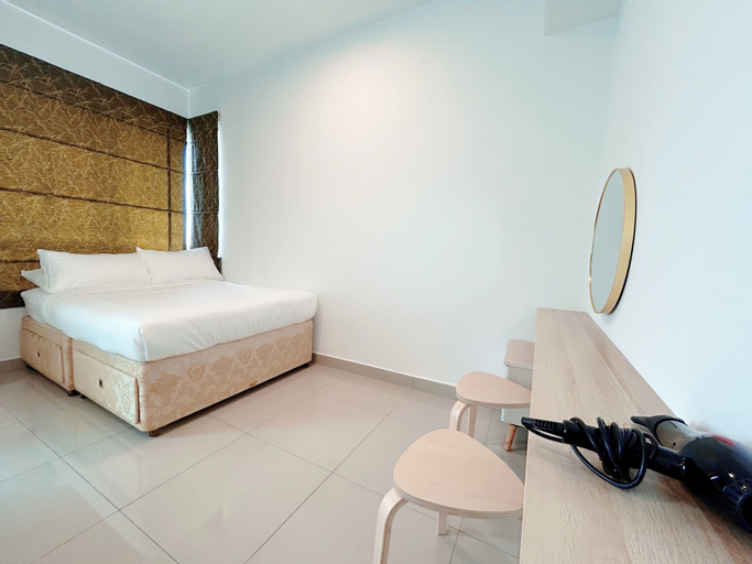 Bedroom 14