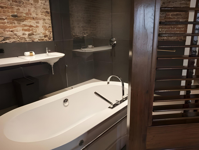 Bathroom 3, Bossche Suites No2 - Verwersstraat, 's-Hertogenbosch