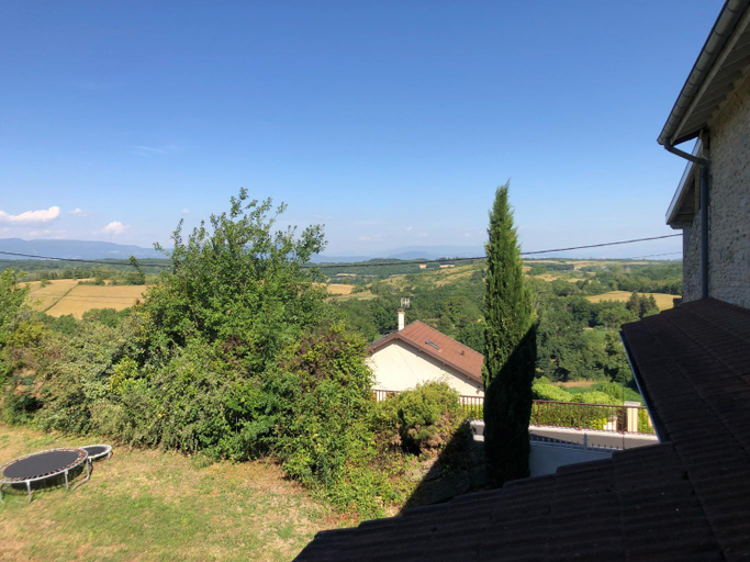 Exterior & Views, Au Clair de la Pierre - Chambres d'hotes, Isère