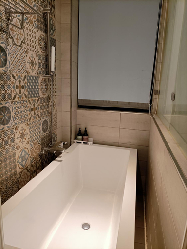 Bathroom 11