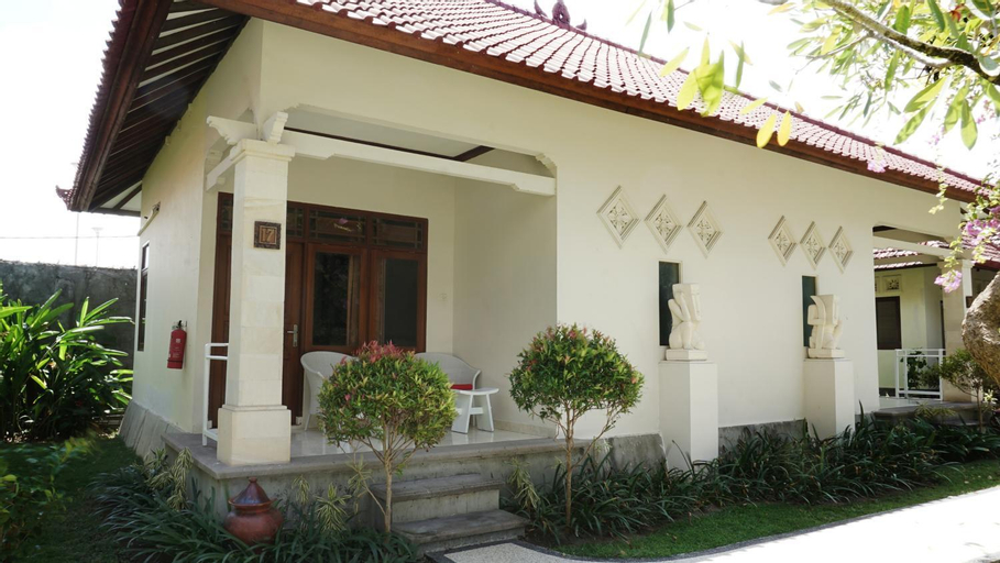 Exterior 7