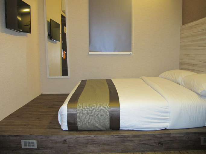 Bedroom 7