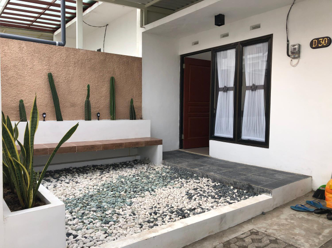 Sport & Beauty, Homestay Syariah Orchard Family Taman Ala Cafe D30, Malang