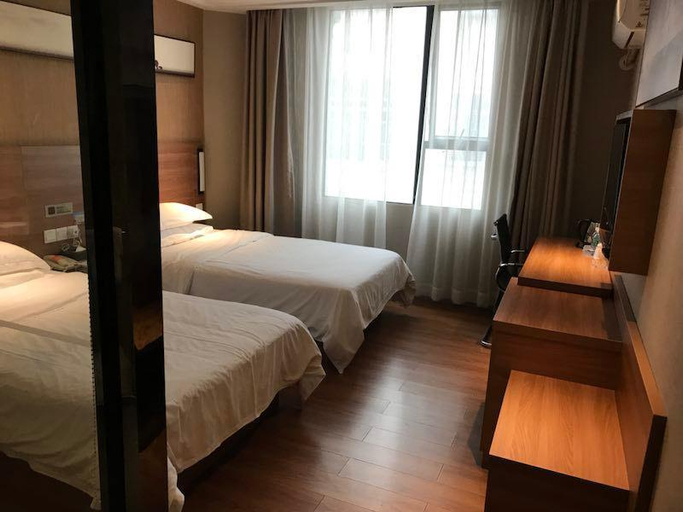 Bedroom 1, Jing Tu Jiu Dian Lian Jiang Tang Shan Dian, Zhanjiang