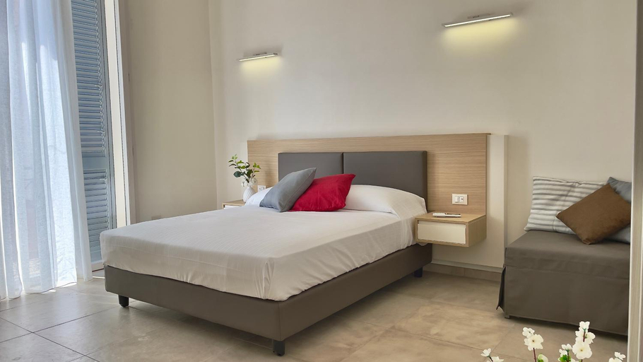 Others 3, La Corte dei Colombi - GUEST HOUSE, Trapani