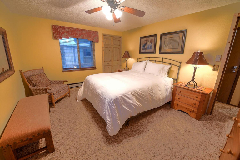 Others 5, Trapper Condo Unit 3, Gallatin
