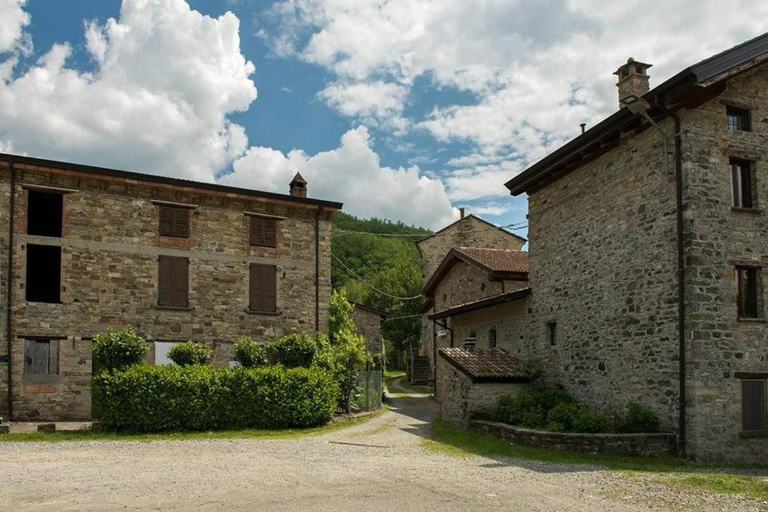 Others 3, Albergo diffuso Casa delle Favole, Piacenza