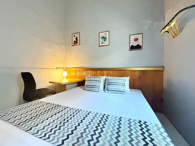 Bedroom 13