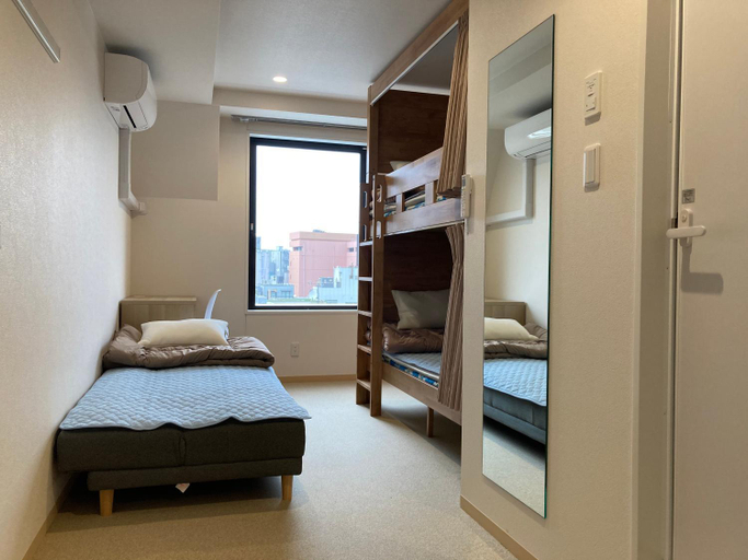 Bedroom 4, Tokyo Ueno Youth Hostel, Taitō