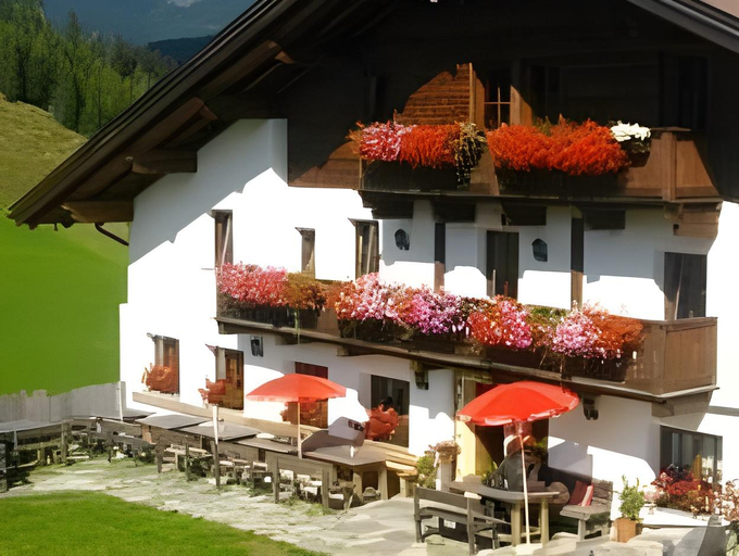 Others 2, Berggasthof Steckholzer, Innsbruck Land