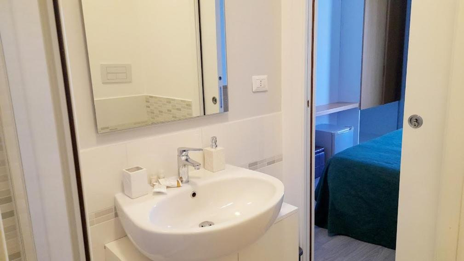 Bathroom 4, Il Piccolo Principe Relais, Cosenza