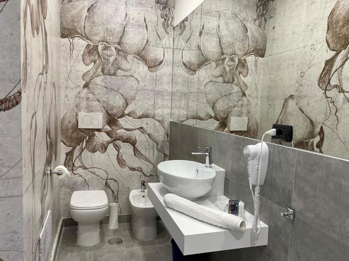 Others 2, Tribus Boutique Hotel, Napoli