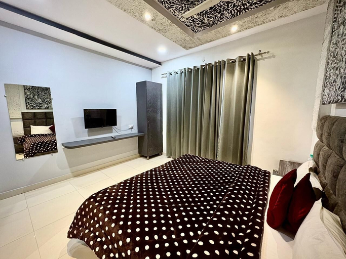 Bedroom 5, The Aatri Regancy By GRB, Amritsar