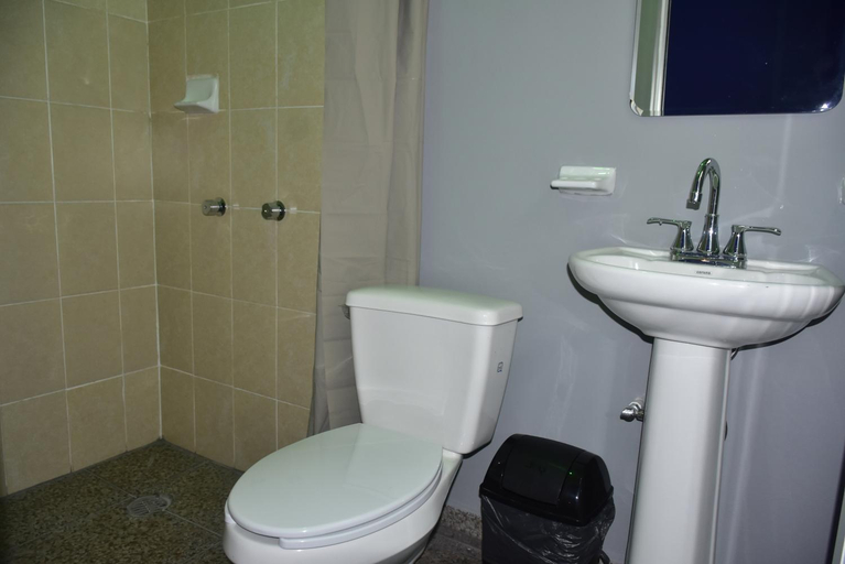 Others 5, Hotel Bacaanda, Dist. Juchitan