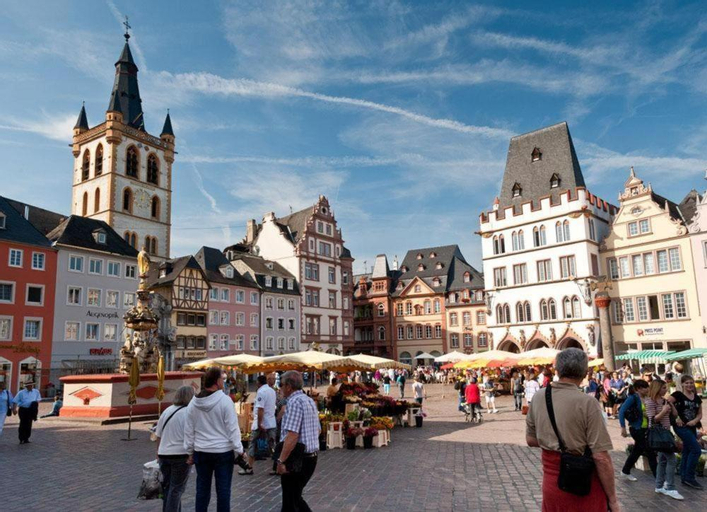 Cozy Central Apartment, Trier