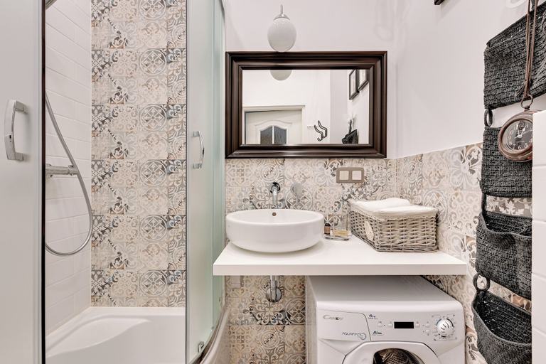 Bathroom 4, Old Town Ogarna Baltus by Downtown Apartments, Gdańsk City