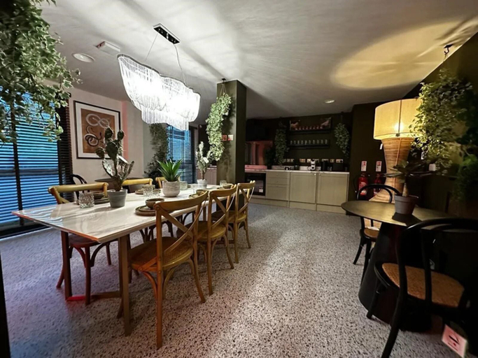 Food & Drinks, Newcastle 1, Newcastle upon Tyne