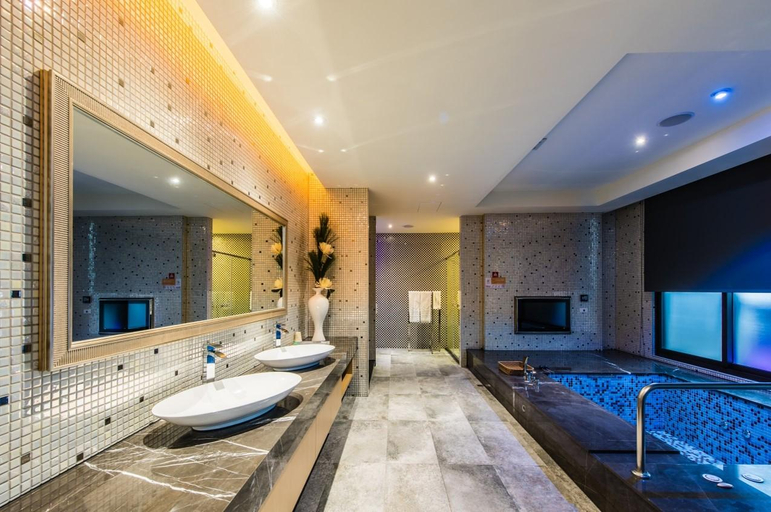 Bathroom 3, MIYUE MOTEL, Taichung