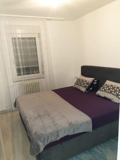 Bedroom 2, LOVE Appartement partage avec le proprietaire, Haut-Rhin