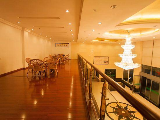 Ruiyi Ziyang Hotel, Shangrao