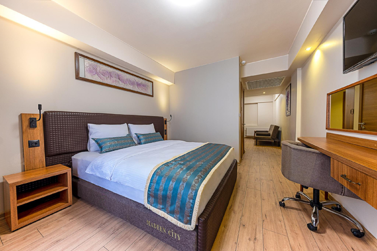 Others 4, Madeen City Hotel, Merkez