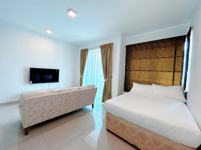 Bedroom 13