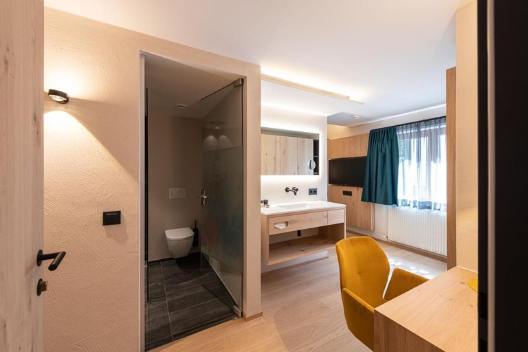 Bedroom 2, Hotel Bradabella - Montafon, Bludenz