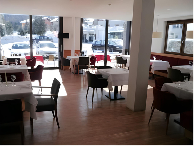 Food & Drinks 3, Bed & Breakfast Hostel Nives, Bolzano