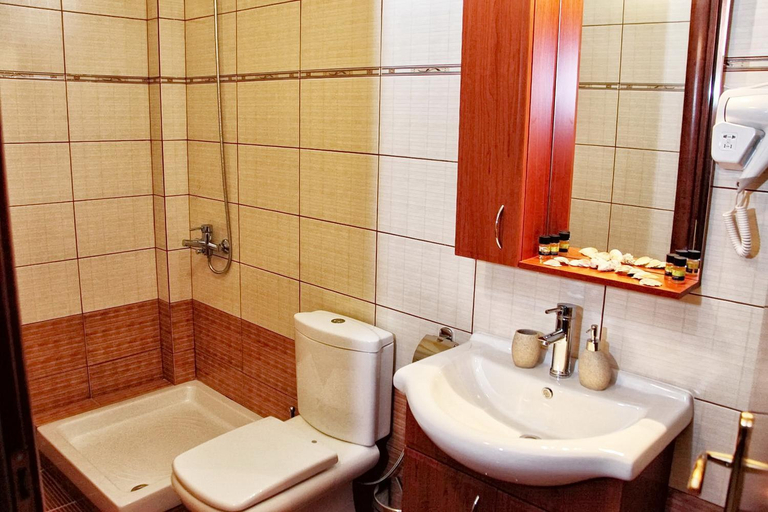 Bathroom 2, Traditional Apartments Tsikrikonis, East Macedonia and Thrace