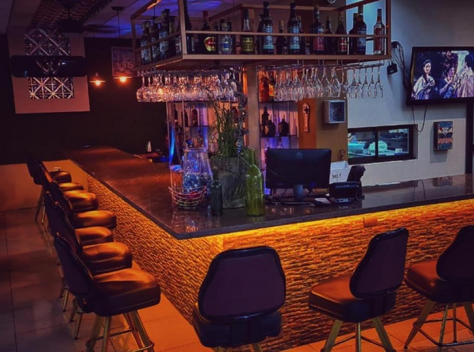 Food & Drinks, Hotel Wilson Santa Cruz, Santa Cruz