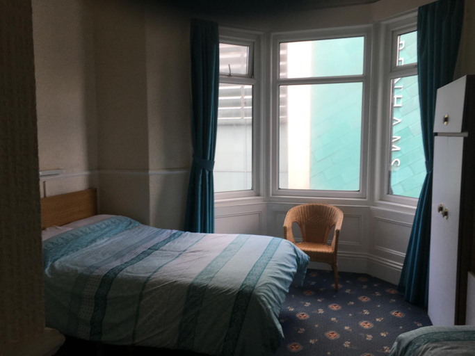Others 4, Walford Hotel, Blackpool