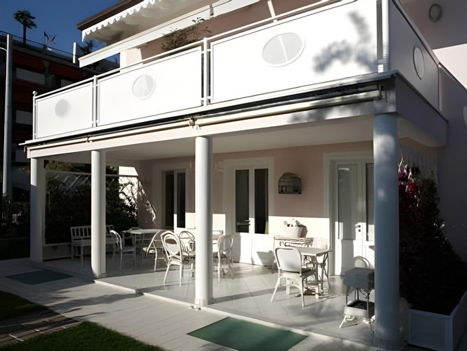 Villa Amelia Rooms, Lucca